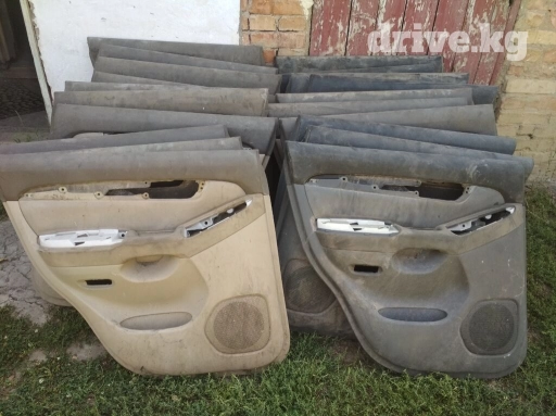 Продаю! На Лексус лх 470, Прадо 120! Дверные передние и задние