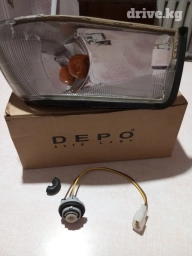 Продаю новые части от фары Мазда - лампочку и соединение в новом