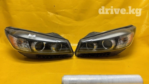 Комплект передних фар Kia 2017 г.