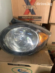 Комплект передних фар Kia 2009 г., Б/у, Оригинал