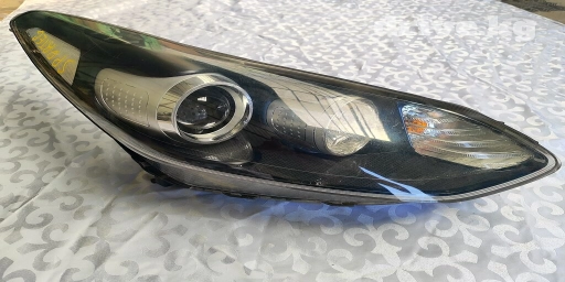 Передняя правая фара Kia 2018 г., Б/у, Оригинал