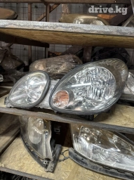 Передняя правая фара Toyota 2000 г., Б/у, Оригинал, Япония