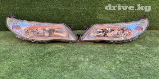 Комплект передних фар Subaru 2010 г., Б/у, Оригинал, Япония