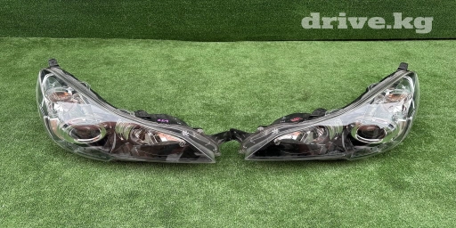 Комплект передних фар Subaru 2012 г., Б/у, Оригинал, Япония