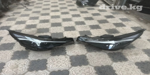 Комплект передних фар Hyundai 2022 г., Б/у, Оригинал