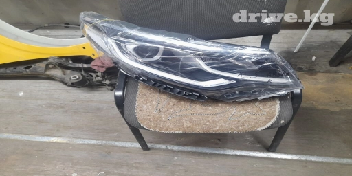 Комплект передних фар Kia Новый