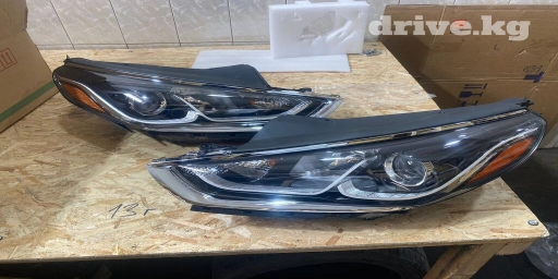 Комплект передних фар Hyundai 2018 г., Новый, Аналог