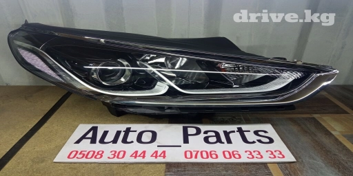 Передняя правая фара Hyundai 2018 г.