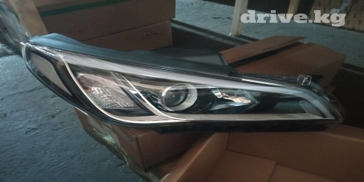 Передняя правая фара Hyundai 2016 г., Новый