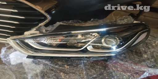 Комплект передних фар Hyundai 2018 г., Новый