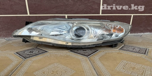Передняя левая фара Subaru 2009 г., Б/у, Оригинал, Япония