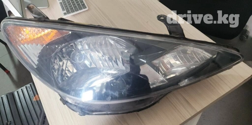Передняя правая фара Toyota Б/у, Оригинал, Япония