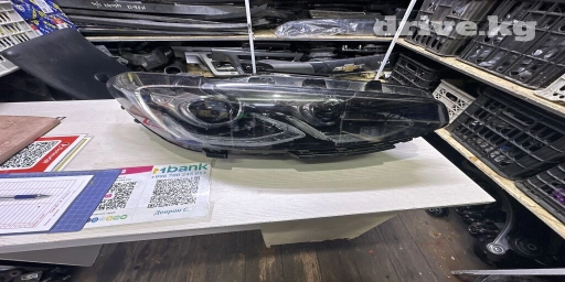 Передняя правая фара Hyundai 2018 г., Б/у, Оригинал