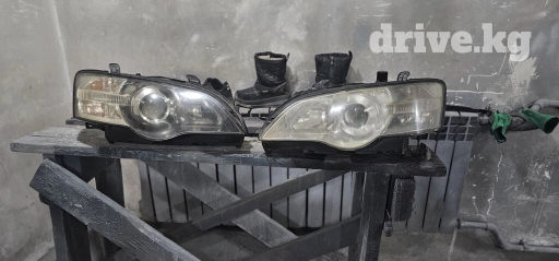 Комплект передних фар Subaru 2005 г., Б/у, Оригинал, Япония