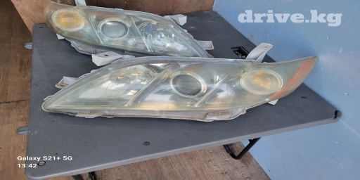 Комплект передних фар Toyota 2010 г., Б/у, Оригинал, Япония