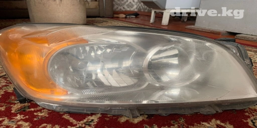 Передняя правая фара Toyota 2009 г., Б/у, Оригинал, США