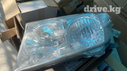 Передняя правая фара Toyota 2008 г., Новый, Оригинал, Япония