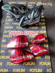 Комплект передних фар Toyota 2010 г., Оригинал, Япония