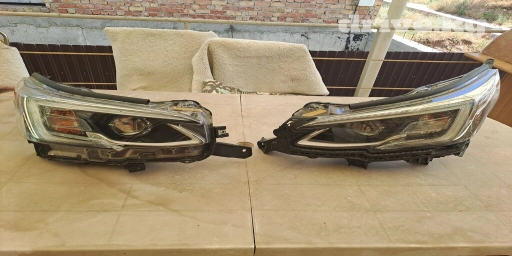 Комплект передних фар Subaru 2020 г., Б/у, Оригинал, США