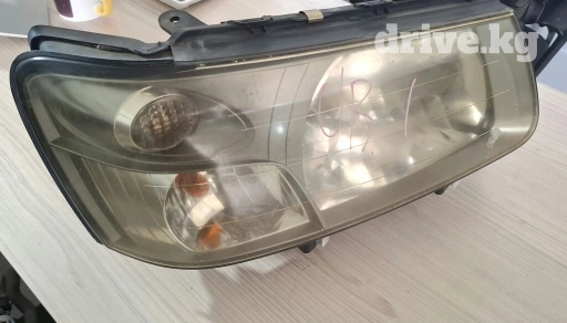 Передняя левая фара Subaru 2004 г., Б/у, Оригинал, Япония