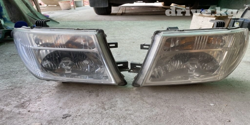 Передняя правая фара Nissan 2005 г., Б/у, Оригинал, Япония