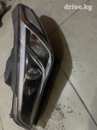 Передняя левая фара Hyundai 2016 г., Б/у