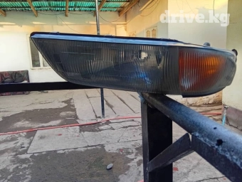 Передняя правая фара Nissan 1997 г., Б/у, Оригинал, Япония