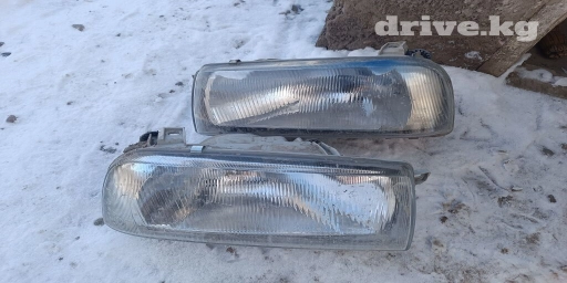 Передняя правая фара Volkswagen 1993 г., Б/у, Оригинал