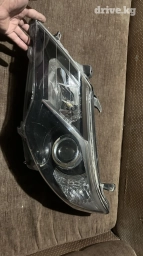 Передняя левая фара Toyota 2013 г., Б/у, Оригинал, США