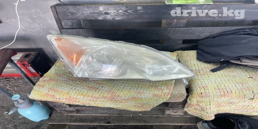 Передняя правая фара Honda 2010 г., Б/у, Оригинал, Япония