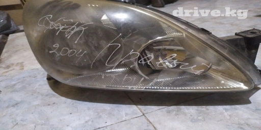 Передняя правая фара Honda 2006 г., Б/у, Оригинал, Япония