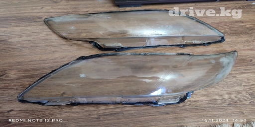 Комплект передних фар Toyota 2008 г., Б/у, Оригинал, США