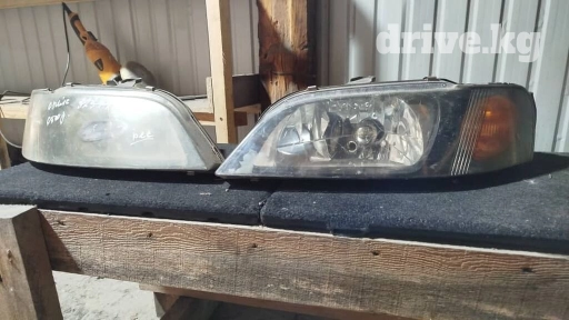 Комплект передних фар Mitsubishi 2003 г., Б/у, Оригинал, Германия