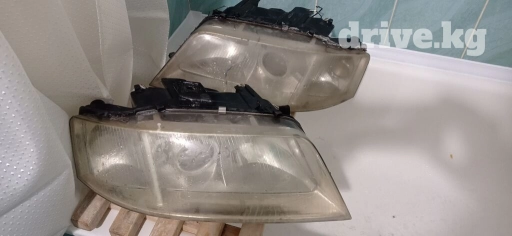 Комплект передних фар Audi 2003 г., Б/у, Оригинал, Германия