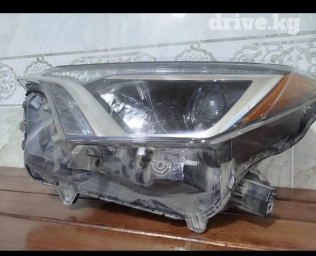 Передняя левая фара Toyota 2016 г., Б/у, Оригинал, США