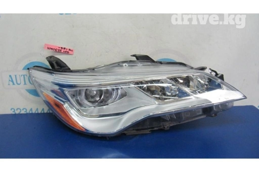 Комплект передних фар Toyota 2015 г., Новый