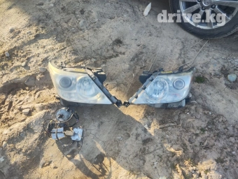 Комплект передних фар Lexus 2010 г., Б/у, Оригинал