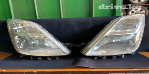Комплект передних фар Toyota Б/у, Оригинал, Япония