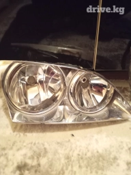 Передняя правая фара Toyota 2002 г., Б/у, Оригинал, США