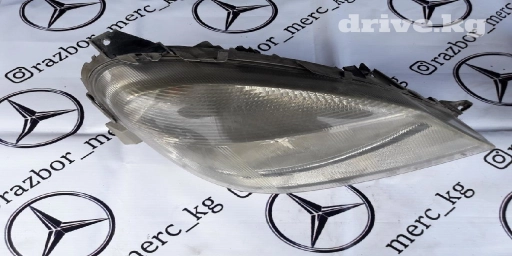 Комплект передних фар Mercedes-Benz 2002 г., Б/у, Оригинал, Япония