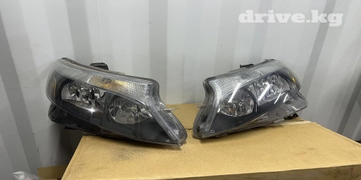 Комплект передних фар Mercedes-Benz 2018 г., Б/у, Оригинал, Германия