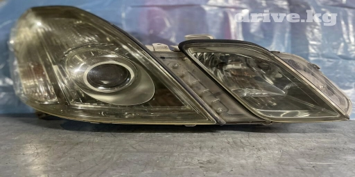 Передняя правая фара Toyota Б/у, Оригинал, Япония