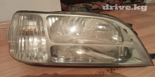 Передняя правая фара Honda 2000 г., Б/у, Оригинал, Япония