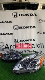 Комплект передних фар Toyota 2013 г., Новый, Аналог