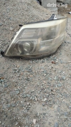 Передняя левая фара Toyota Б/у, Оригинал