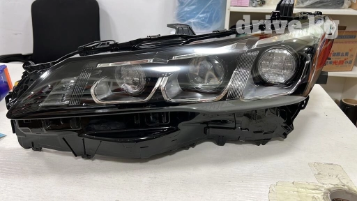Комплект передних фар Toyota 2020 г., Новый, Аналог