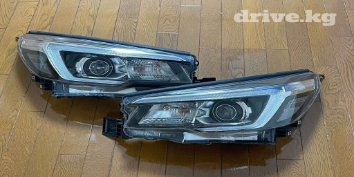 Комплект передних фар Subaru 2019 г., Б/у, Оригинал, Япония