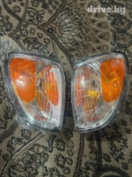 Комплект поворотников Lexus Новый