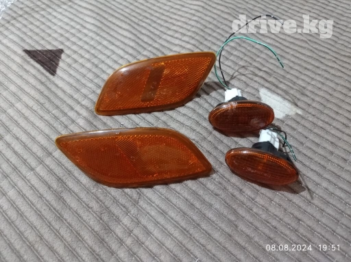 Комплект поворотников Subaru 2000 г., Б/у, Оригинал, Япония