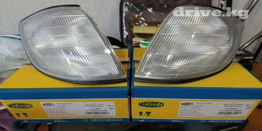 Комплект поворотников Mercedes-Benz Новый, Оригинал